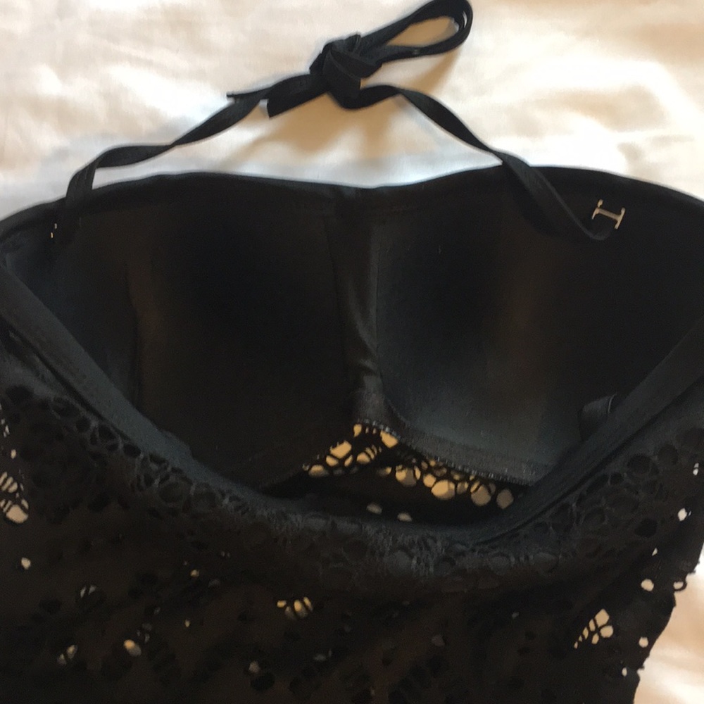 1 LEFT 2x HP Black Lace Crochet 1 Piece Swim Suit - Picture 5 of 6